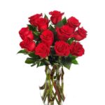 Classic Red Rose Bouquet in Vase – 12 Stems