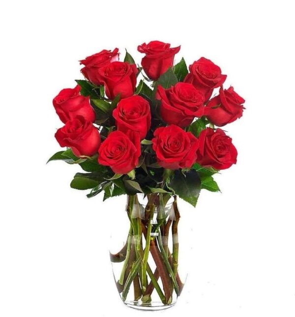 Classic Red Rose Bouquet in Vase – 12 Stems